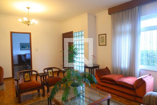 Sala de casa à venda com 4 quartos, 360m² em Indianópolis, São Paulo