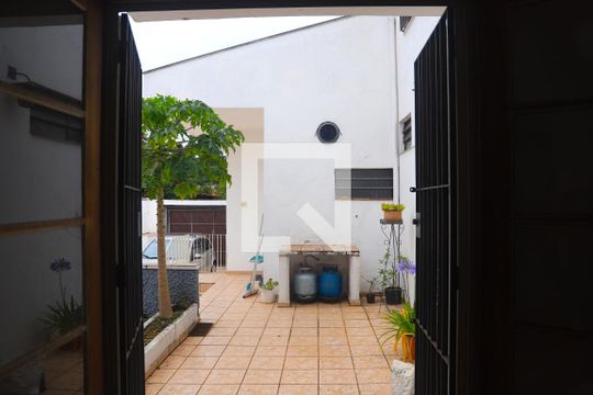 Quintal de casa à venda com 4 quartos, 360m² em Indianópolis, São Paulo