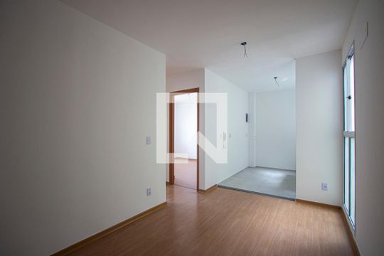 Apartamento para alugar com 2 quartos, 42m² em Vila Lage, São Gonçalo