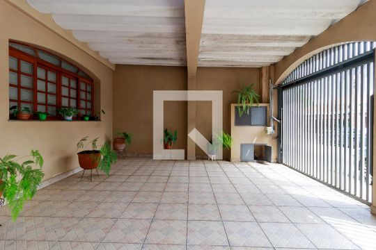 Garagem de casa à venda com 3 quartos, 200m² em Santo Amaro, São Paulo