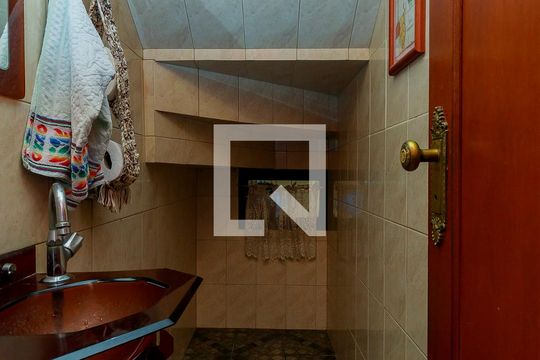 Lavabo de casa à venda com 3 quartos, 200m² em Santo Amaro, São Paulo