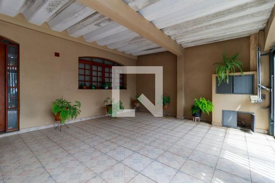 Garagem de casa à venda com 3 quartos, 200m² em Santo Amaro, São Paulo