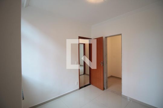 Quarto de apartamento à venda com 3 quartos, 135m² em Santa Monica, Belo Horizonte