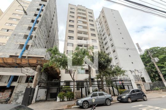 Fachada de apartamento à venda com 2 quartos, 64m² em Liberdade, São Paulo