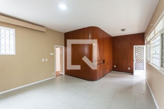 Casa à venda com 2 quartos, 90m² em Tijuca, Rio de Janeiro