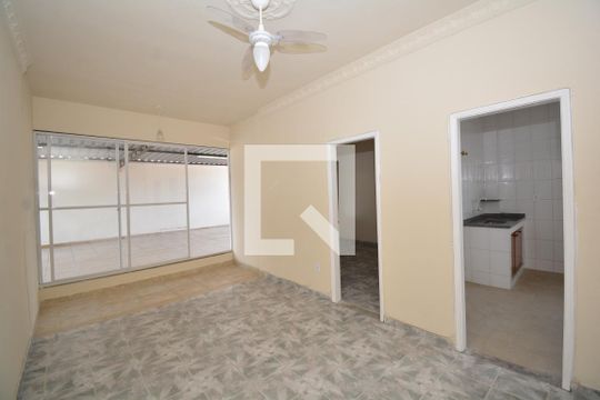 Apartamento à venda com 2 quartos, 120m² em Vila Valqueire, Rio de Janeiro