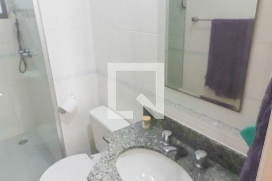 Banheiro Social de apartamento à venda com 3 quartos, 84m² em Jardim Peri Peri, São Paulo