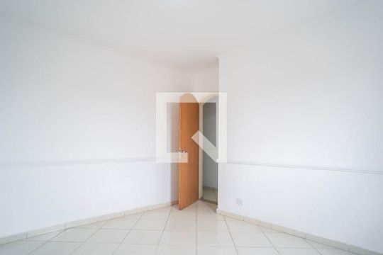Quarto 1 de casa para alugar com 3 quartos, 250m² em Jardim Brasília (zona Leste), São Paulo