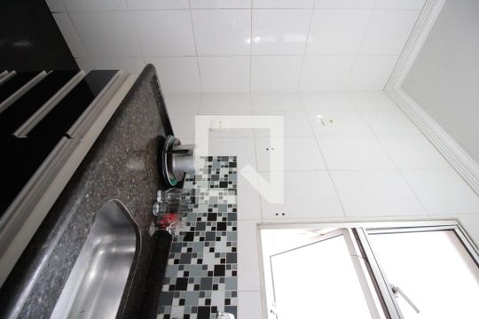 Cozinha e Área de Serviço de apartamento à venda com 3 quartos, 75m² em Santa Rosa, Belo Horizonte