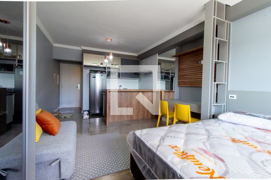 Quarto de kitnet/studio para alugar com 1 quarto, 40m² em Batel, Curitiba