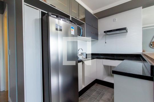 Cozinha - Armários de kitnet/studio para alugar com 1 quarto, 40m² em Batel, Curitiba