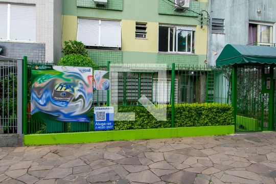 Fachada do bloco de kitnet/studio à venda com 1 quarto, 38m² em Santana, Porto Alegre