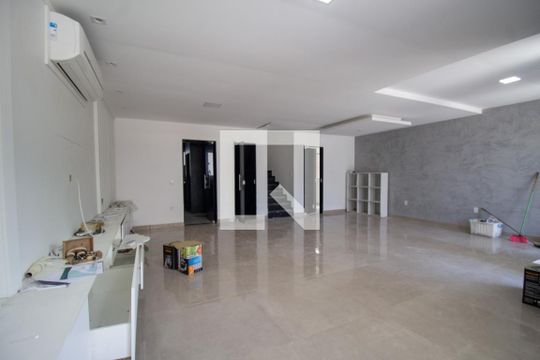 Sala de casa de condomínio à venda com 6 quartos, 240m² em Vargem Grande, Rio de Janeiro