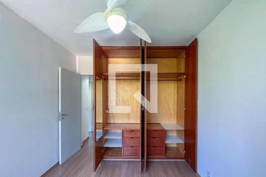 Quarto 1 de apartamento à venda com 2 quartos, 55m² em Vila Olímpia, São Paulo