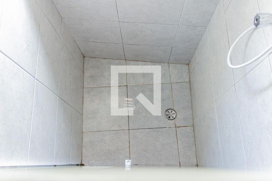 Banheiro de casa de condomínio à venda com 3 quartos, 129m² em Piqueri, São Paulo
