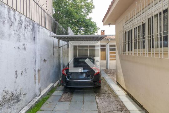 Garagem de casa à venda com 3 quartos, 215m² em Sarandi, Porto Alegre