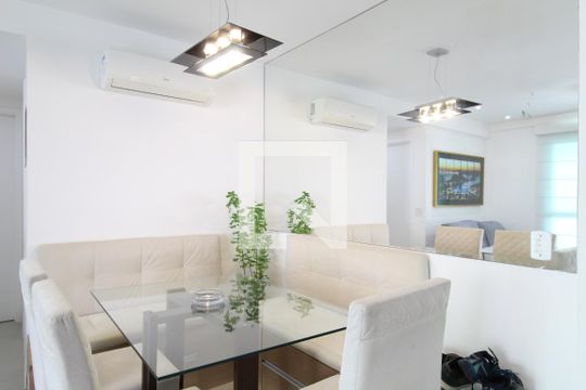 Sala de apartamento à venda com 2 quartos, 69m² em Freguesia de Jacarepaguá, Rio de Janeiro