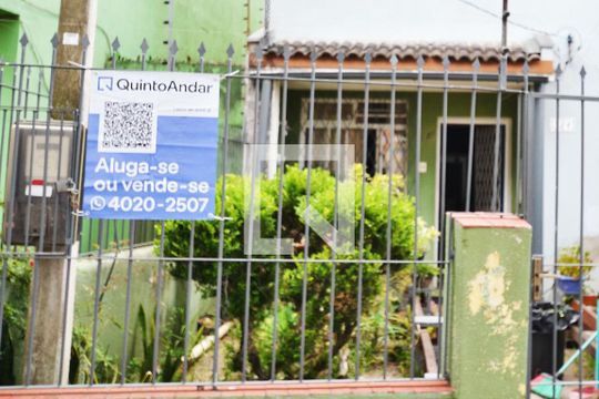 Casa à venda com 5 quartos, 200m² em Vila Joao Pessoa, Porto Alegre