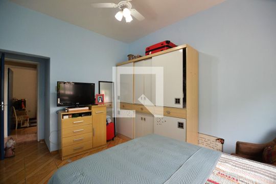 Quarto 2 de casa à venda com 5 quartos, 200m² em Vila Joao Pessoa, Porto Alegre