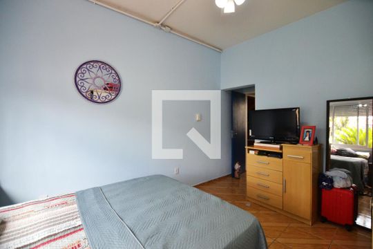 Quarto 2 de casa à venda com 5 quartos, 200m² em Vila Joao Pessoa, Porto Alegre