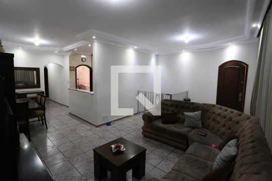 Sala de casa à venda com 4 quartos, 160m² em Vila Talarico, São Paulo