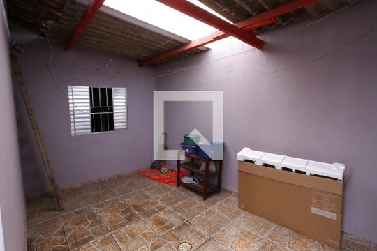 Quintal de casa à venda com 4 quartos, 160m² em Vila Talarico, São Paulo