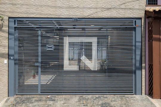 Fachada do Condomínio de casa para alugar com 3 quartos, 158m² em Vila Marari, São Paulo