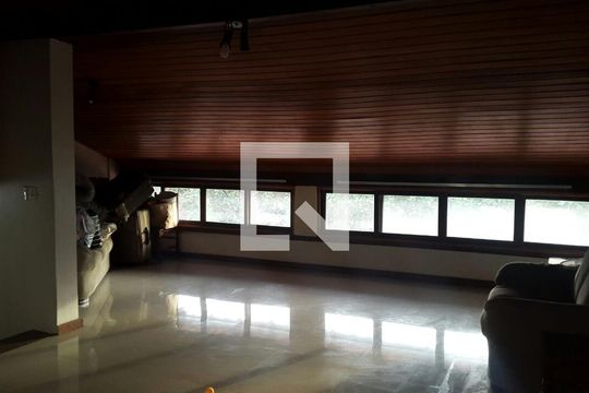 Casa à venda com 3 quartos, 200m² em Paciência, Rio de Janeiro