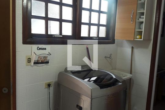 Casa à venda com 3 quartos, 200m² em Paciência, Rio de Janeiro