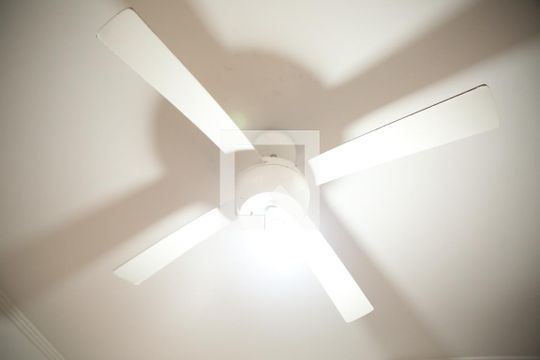 Detalhe Sala de casa para alugar com 2 quartos, 75m² em Vila Tupi, Praia Grande
