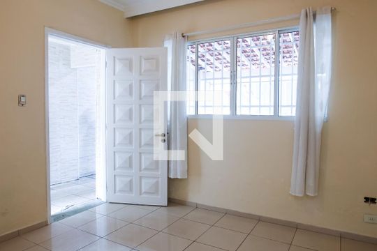 Casa à venda com 3 quartos, 210m² em Parque Capuava, Santo André