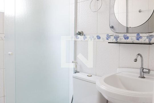 Casa à venda com 3 quartos, 210m² em Parque Capuava, Santo André