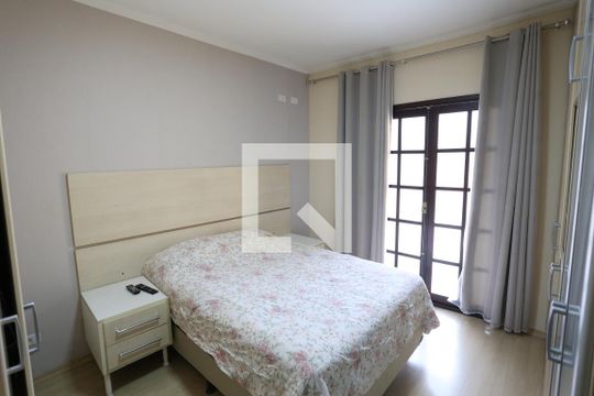 Suíte  de casa à venda com 3 quartos, 278m² em Vila Salete, São Paulo