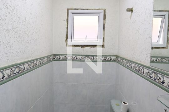 Lavabo de casa à venda com 3 quartos, 278m² em Vila Salete, São Paulo