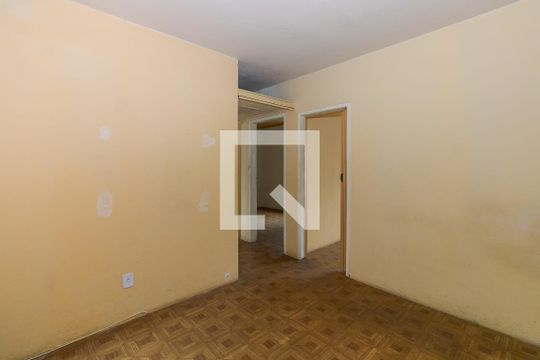 Sala de apartamento à venda com 2 quartos, 46m² em Rubem Berta, Porto Alegre