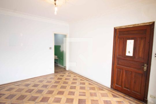 Sala de casa para alugar com 4 quartos, 200m² em Vila Bertioga, São Paulo