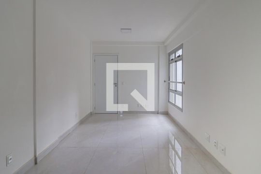 Sala de apartamento para alugar com 2 quartos, 55m² em Santo Antônio, Belo Horizonte