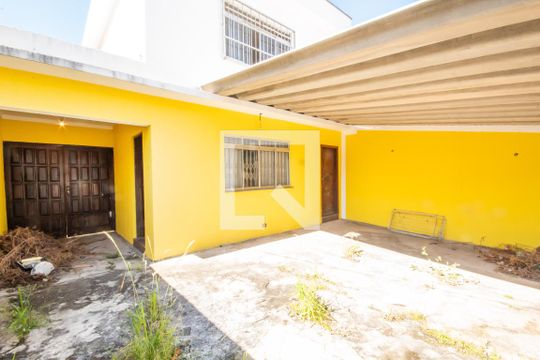 Garagem de casa para alugar com 2 quartos, 100m² em Vila Yara, Osasco