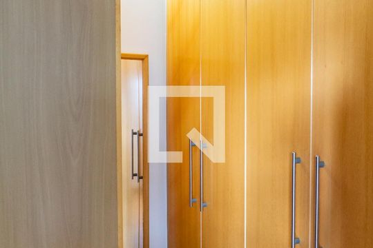 Closet da suíte 1 de apartamento à venda com 3 quartos, 189m² em Vila Clementino, São Paulo