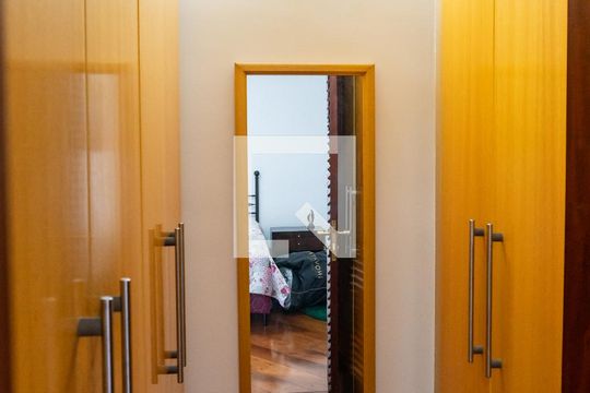 Closet da suíte 1 de apartamento à venda com 3 quartos, 189m² em Vila Clementino, São Paulo