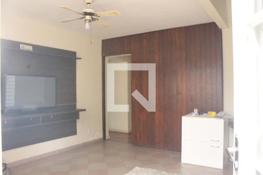 Sala de casa à venda com 3 quartos, 120m² em Vila Pompéia, Campinas