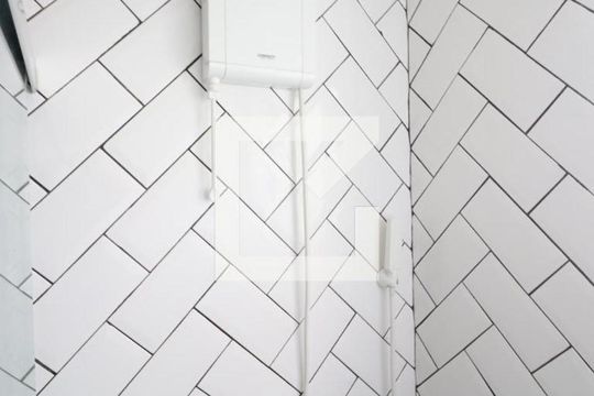 Banheiro de apartamento para alugar com 2 quartos, 50m² em Colubande, São Gonçalo