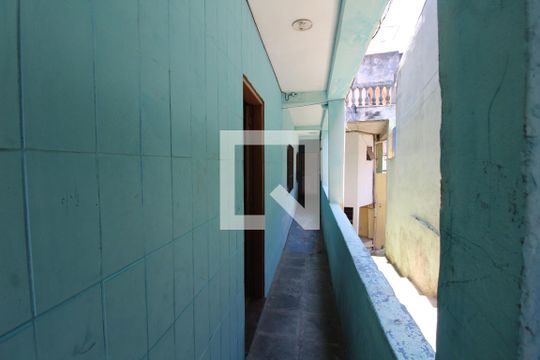 Corredor de casa para alugar com 2 quartos, 60m² em Jardim Novo Carrao, São Paulo