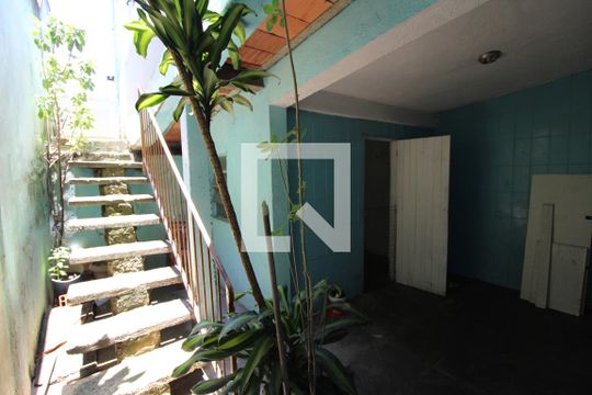 Quintal de casa para alugar com 2 quartos, 60m² em Jardim Novo Carrao, São Paulo