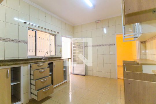 Cozinha de casa à venda com 2 quartos, 170m² em Limoeiro, São Paulo