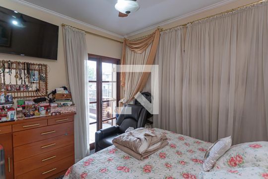 Suite 1 de casa para alugar com 4 quartos, 600m² em Vila Zulmira, São Paulo