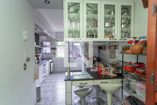 Cozinha de casa para alugar com 4 quartos, 600m² em Vila Zulmira, São Paulo