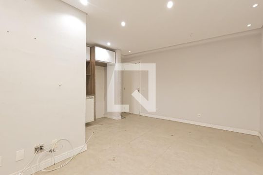 Sala de apartamento à venda com 2 quartos, 62m² em Vila Endres, Guarulhos