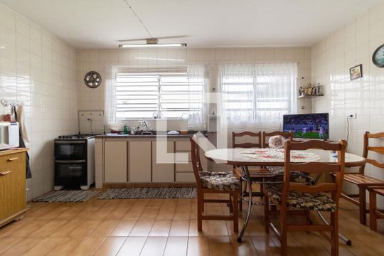 Cozinha de casa à venda com 3 quartos, 200m² em Vila das Merces, São Paulo