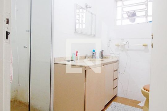 Banheiro da Suíte 1 de casa à venda com 3 quartos, 147m² em Vila Sonia, São Paulo